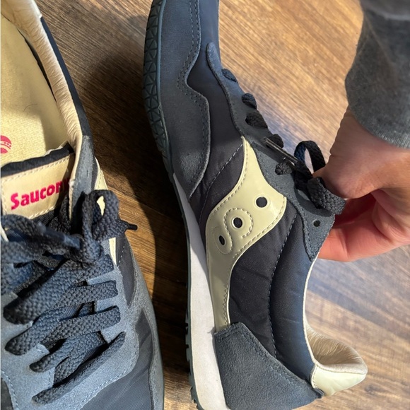 Saucony Retro Blue and Cream Sneakers casual women’s size 9 - Picture 11 of 12